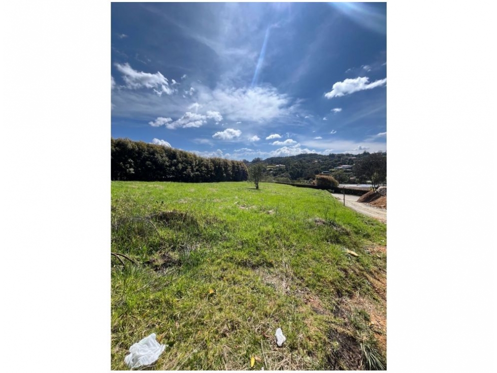 LOTE con vecinos definidos/entrada compartida o independiente — foto 5