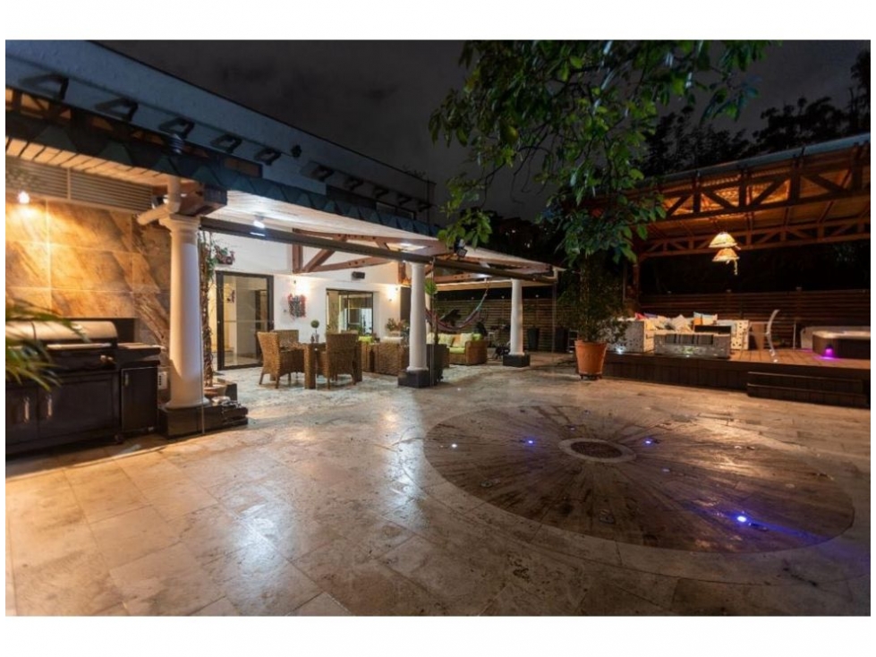 HERMOSA casa con jacuzzi y deck cubierto sector CLUB CAMPESTRE — foto 5