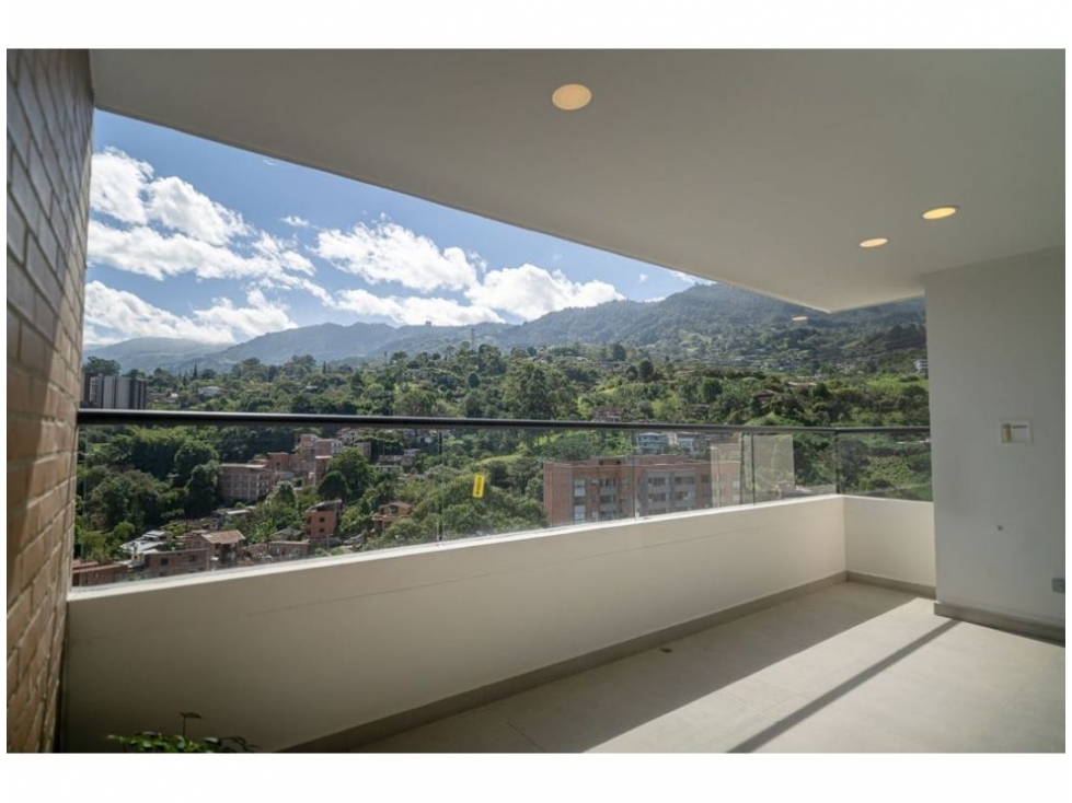 Apartamento en Envigado, sector Camino Verde