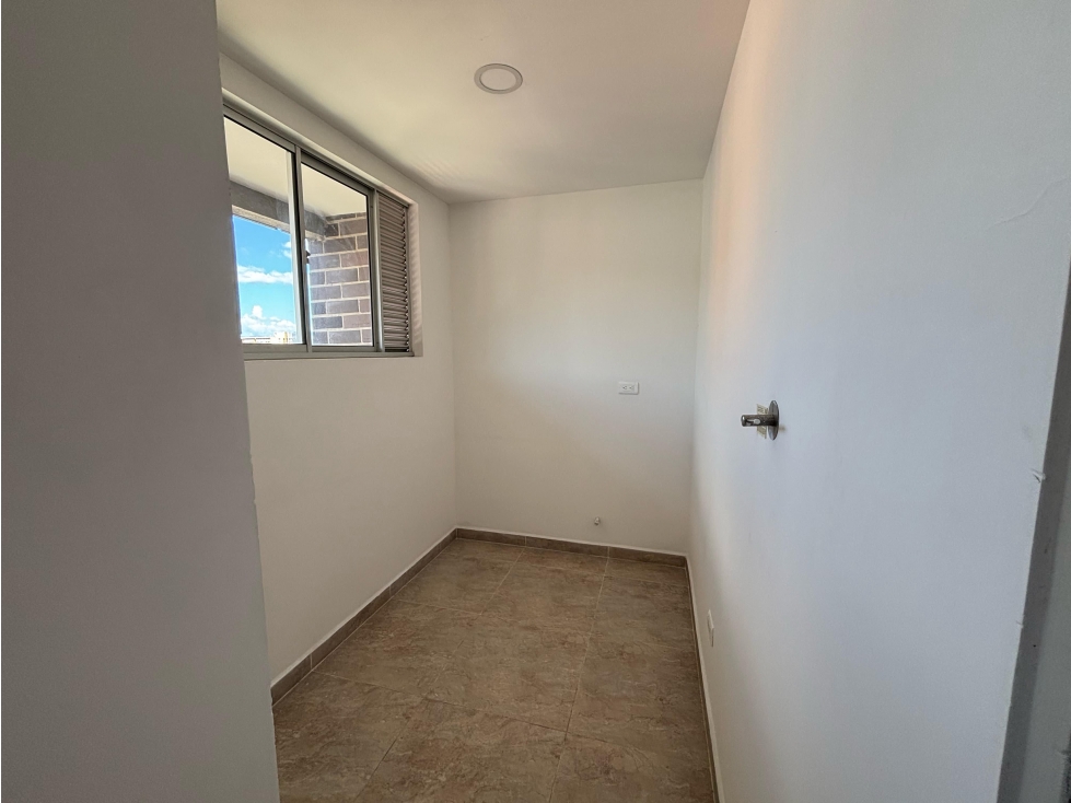 Vendo apartamento con terraza muy grande en Laureles — foto 6