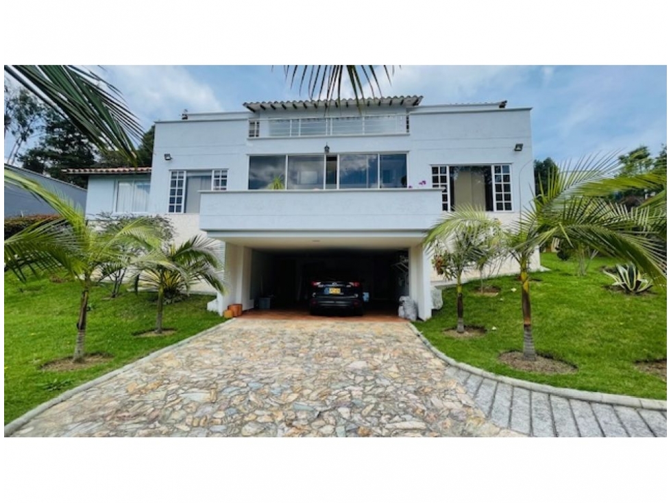 Casa Campestre en Venta, sector Altos del Escobero, Envigado