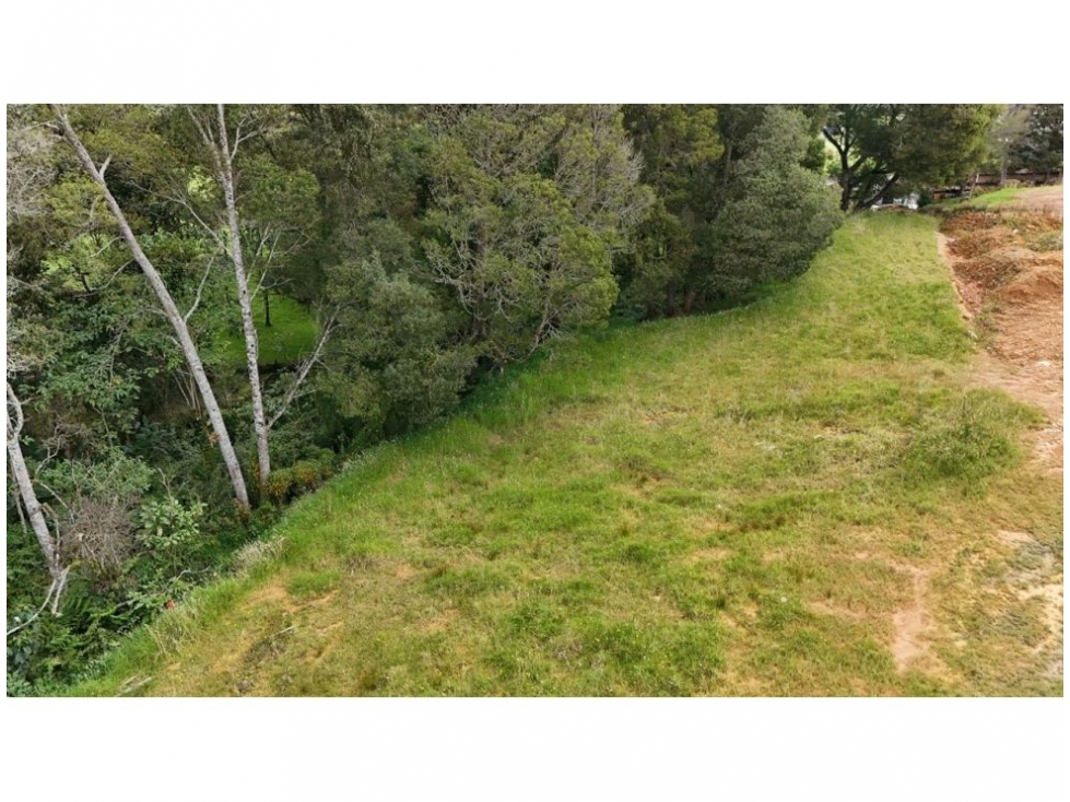 Lote en exclusivo condominio en el sector Las Palmas — foto 4