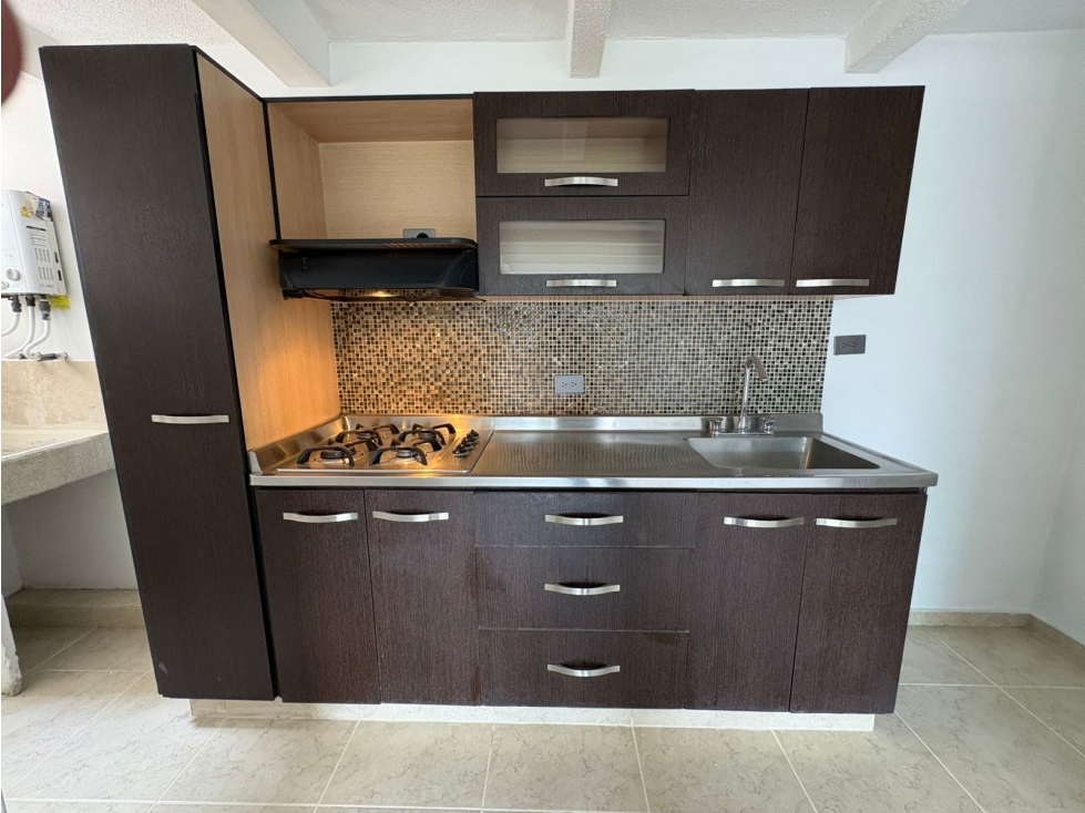 VENTA APARTAMENTO EN LOS COLORES
