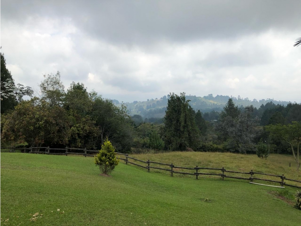 VENTA LOTE CERCA DEL AEROPUERTO RIONEGRO CON COLEGA — foto 2