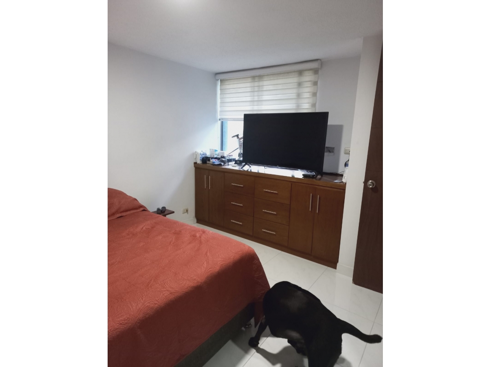 Venta de apartamento en unidad Cerrada la Almería — foto 3