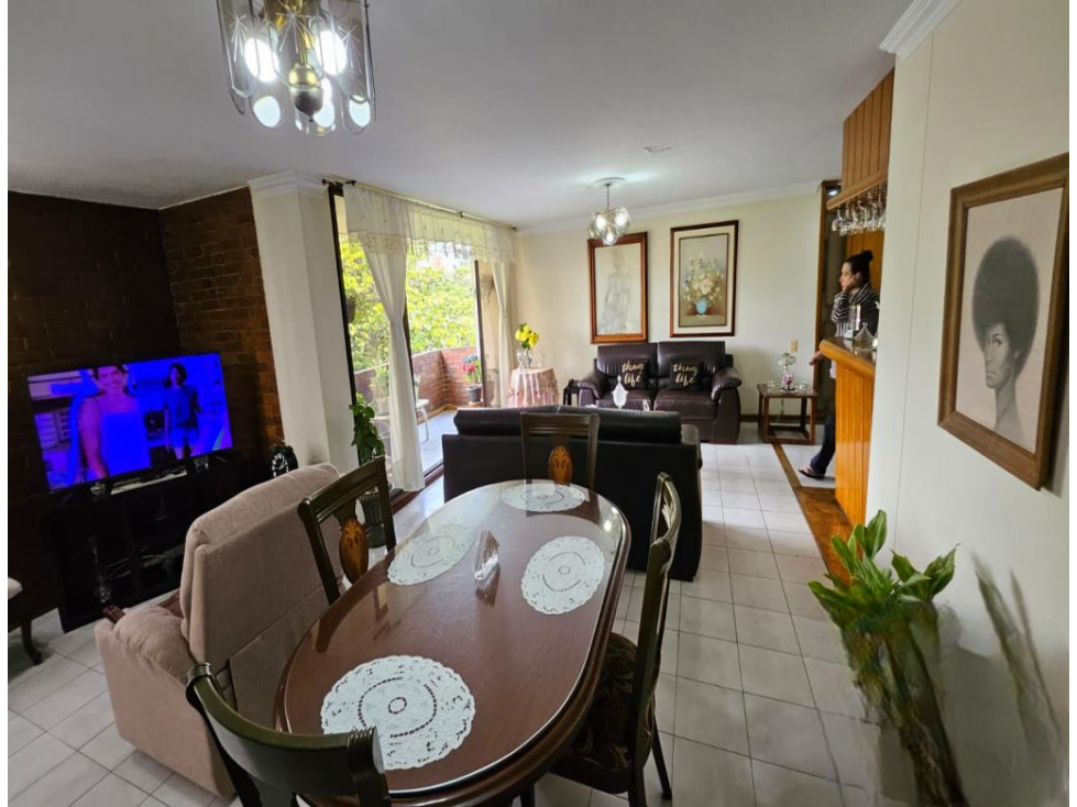 Venta de apartamento en edificio con ascensor — foto 4