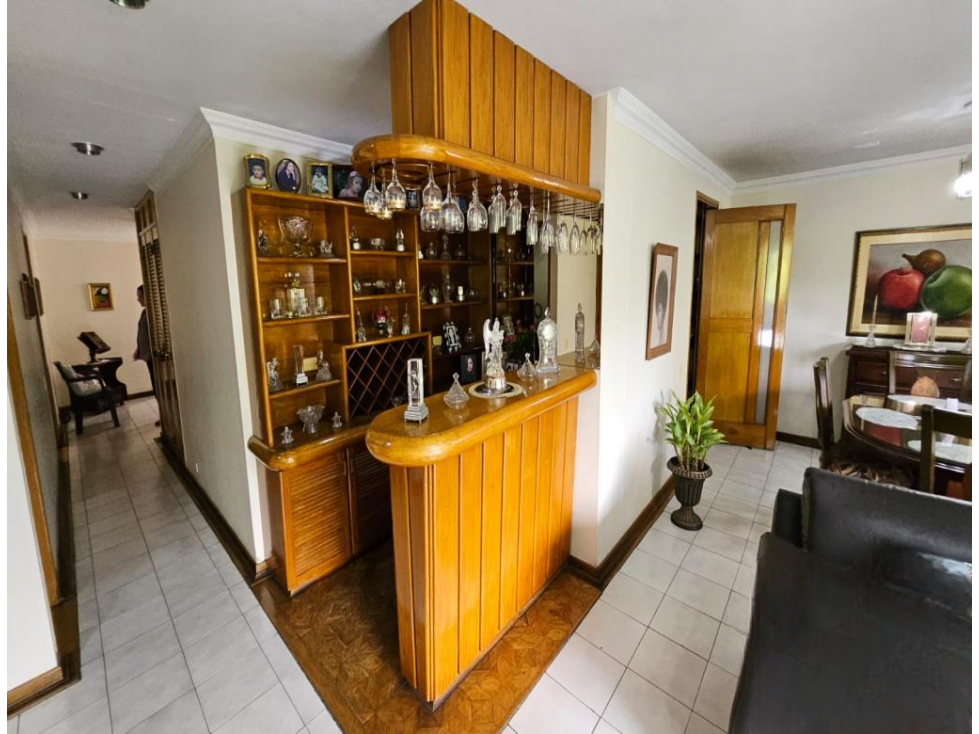 Venta de apartamento en edificio con ascensor — foto 5
