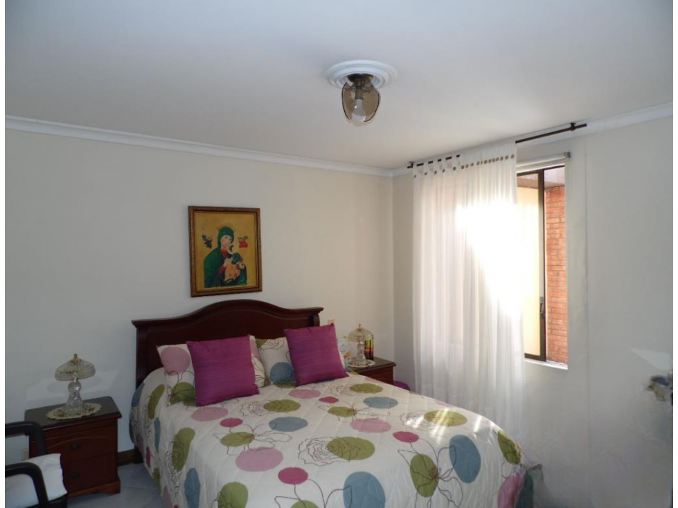 Venta de apartamento en edificio con ascensor — foto 6