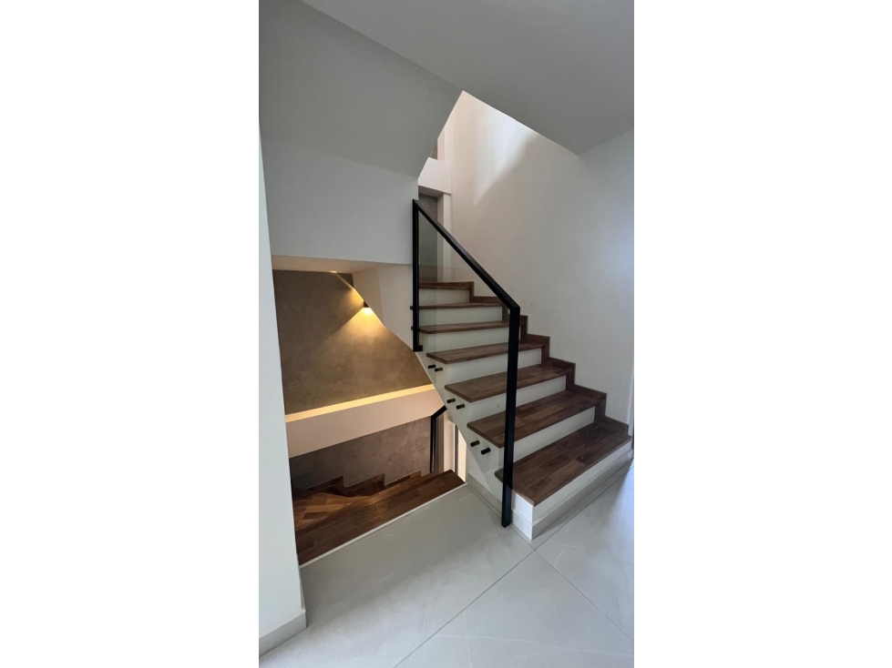 Venta de casa de 3 niveles en Barro Blanco unidad abierta — foto 6
