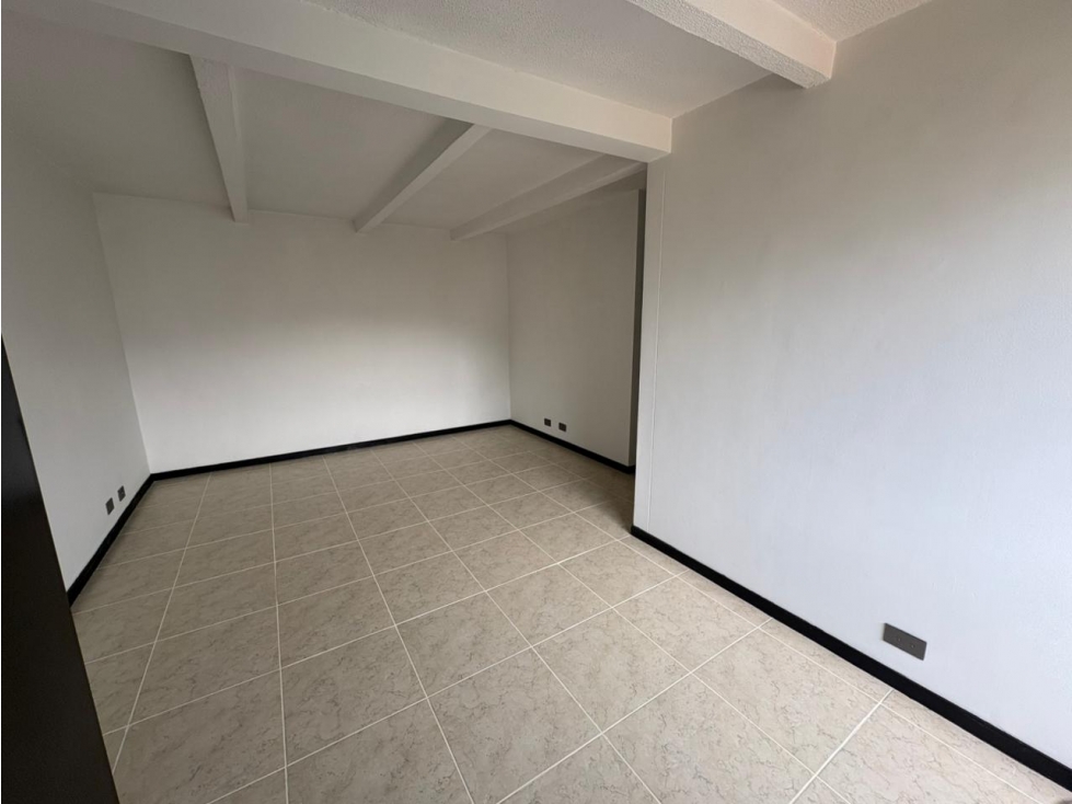 VENTA APARTAMENTO EN LOS COLORES — foto 6