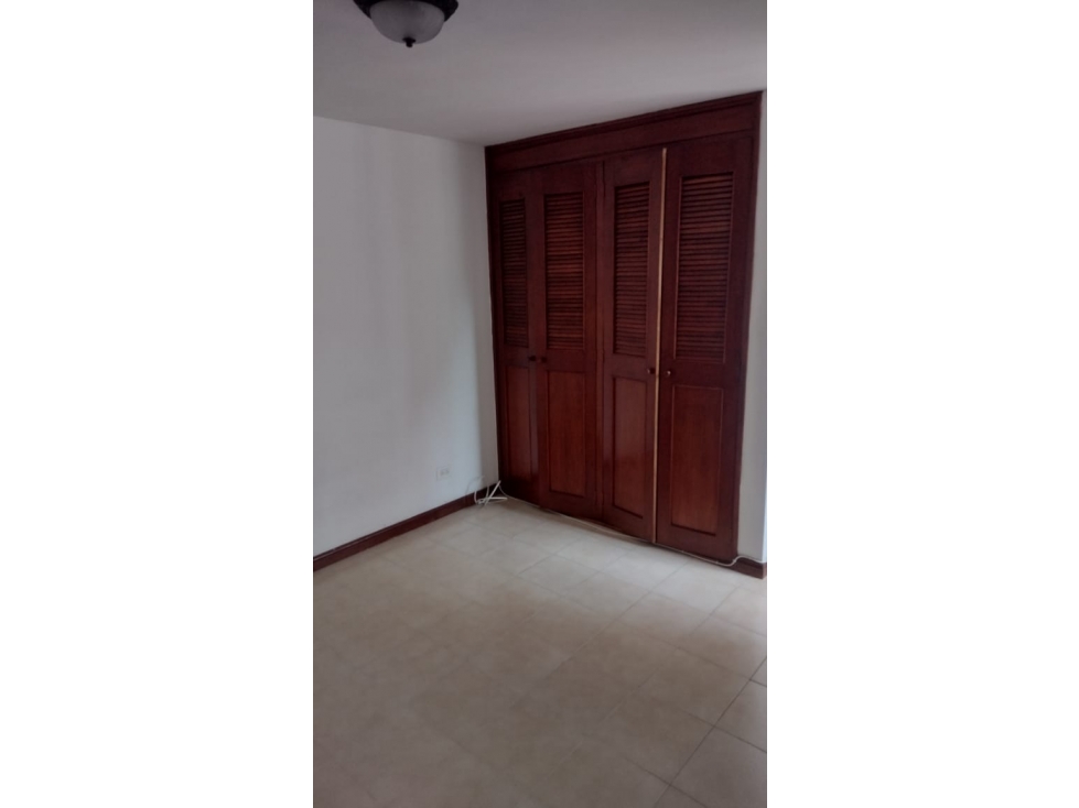 Venta de apartamento en la Almería, pago solo contado — foto 5