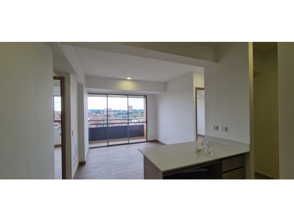 VENDO APARTAMENTO CERCA CENTRO COMERCIAL SAN NICOLAS — foto 2