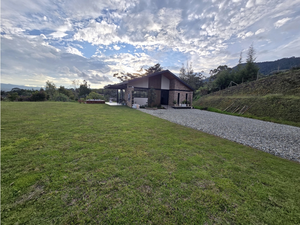 VENTA HERMOSA FINCA EN PARCELACIÓN - VEREDA EL CAPIRO — foto 4