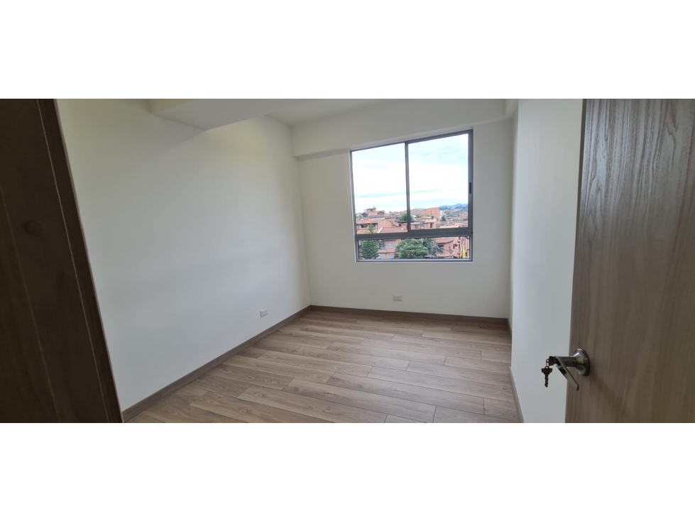 VENDO APARTAMENTO CERCA CENTRO COMERCIAL SAN NICOLAS — foto 5