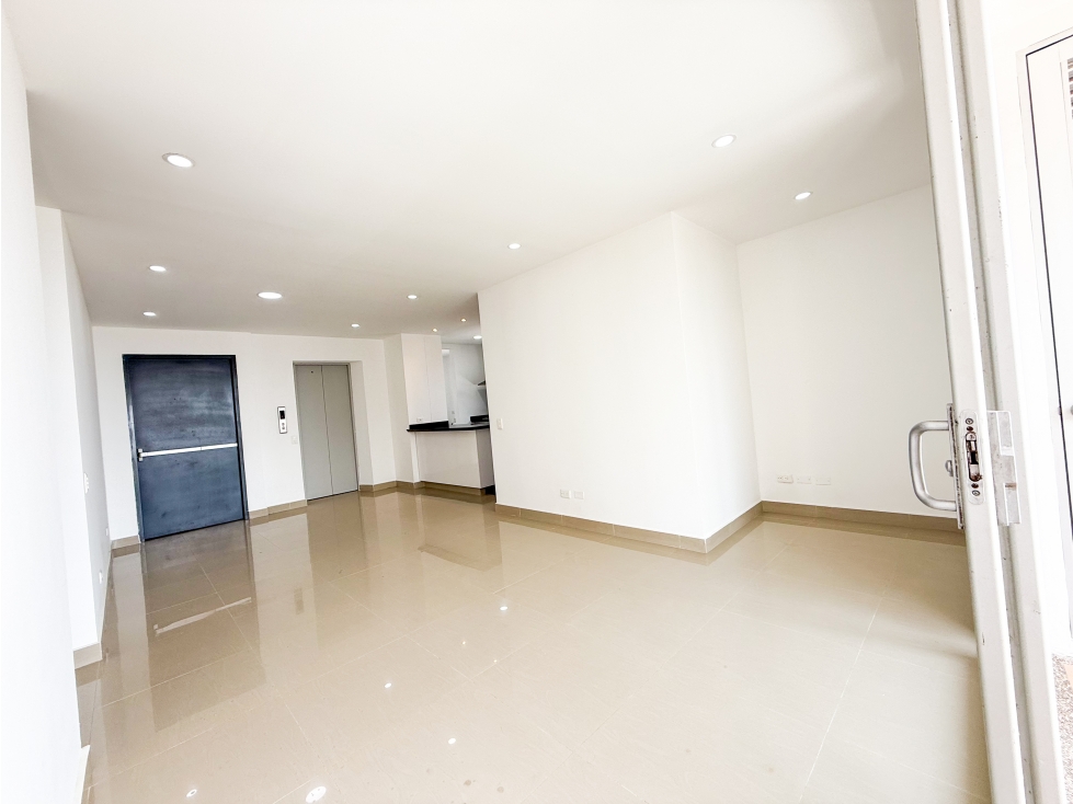 Apartamento en Altos de Riomar Edif Palma Vecchia Piso 8 Venta — foto 4