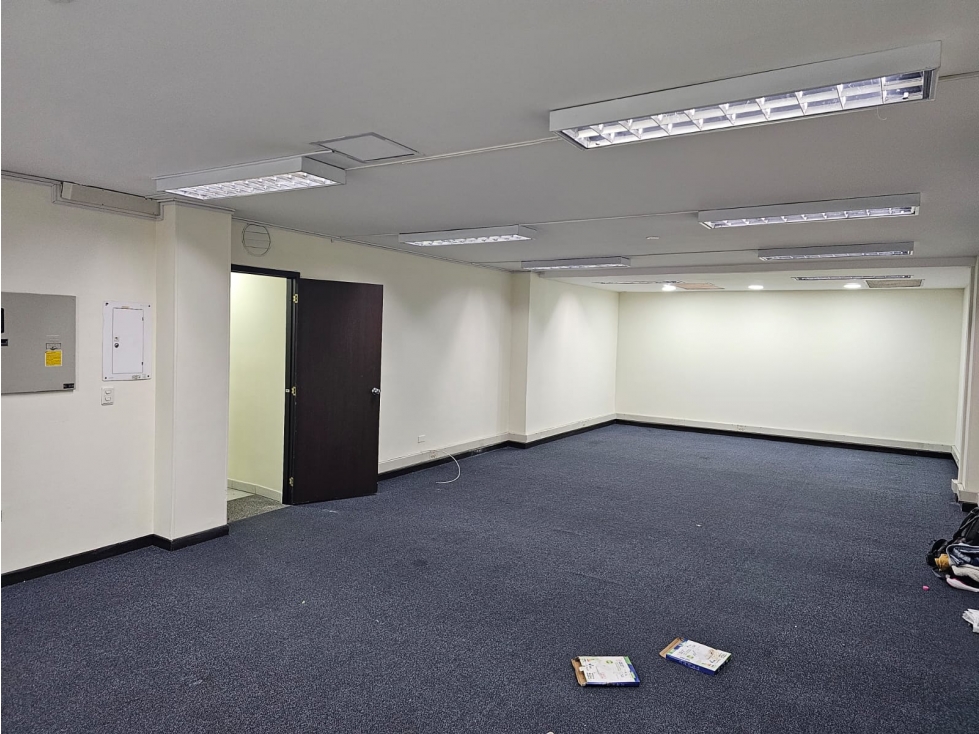 EDIFICIO EN VENTA / ARRIENDO 720 M2 TEUSAQUILLO — foto 3