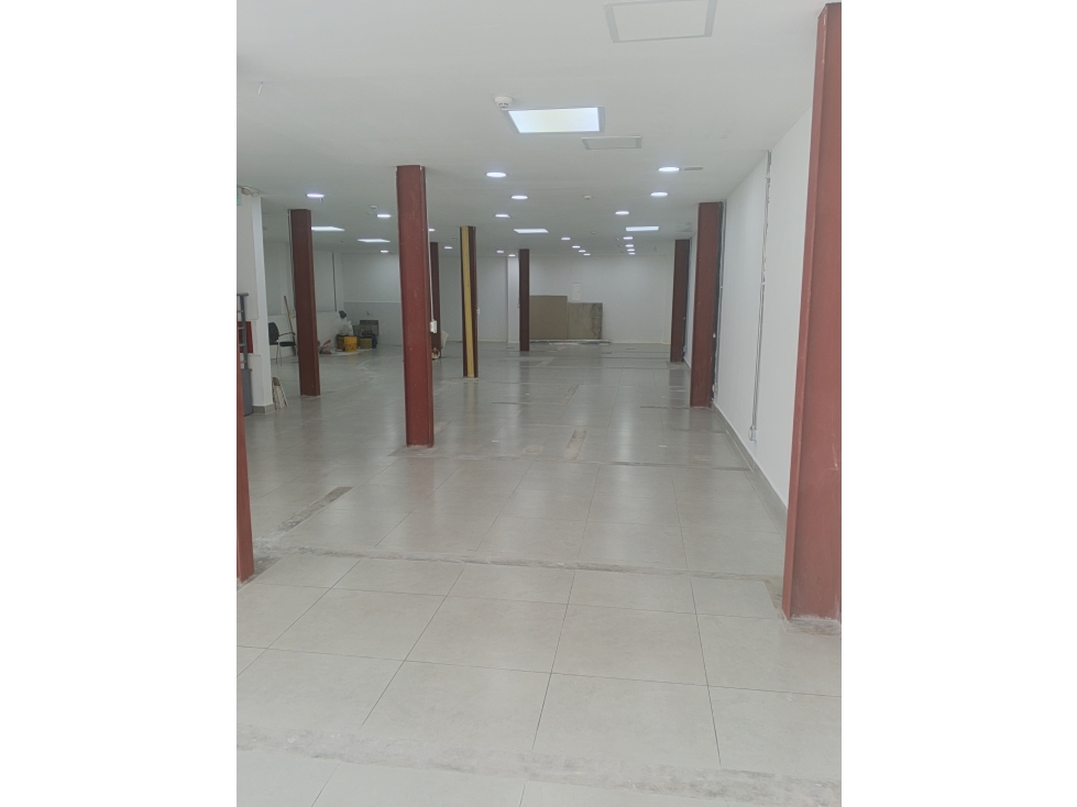 LOCAL COMERCIAL TOBERIN CALLE 161 CON 19 480 M2 $21.000.000 + IVA — foto 2