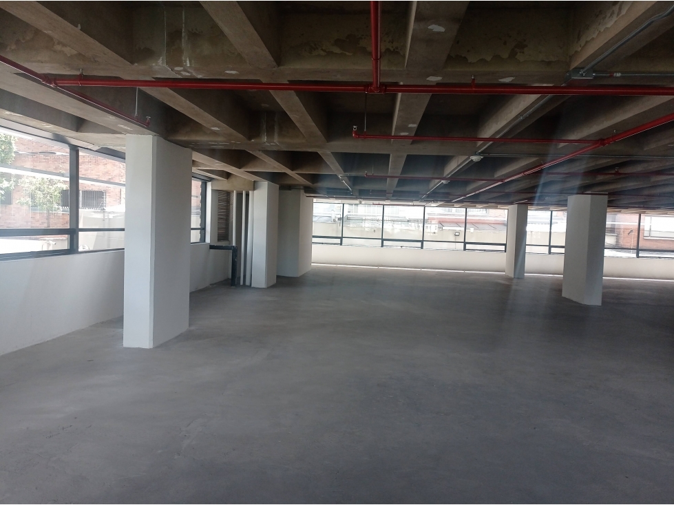 OFICINA ARRIENDO 604 M2 CALLE 100 ENTRE CRA 7 Y 9 OPCIÓN DE AMOBLAR — foto 4