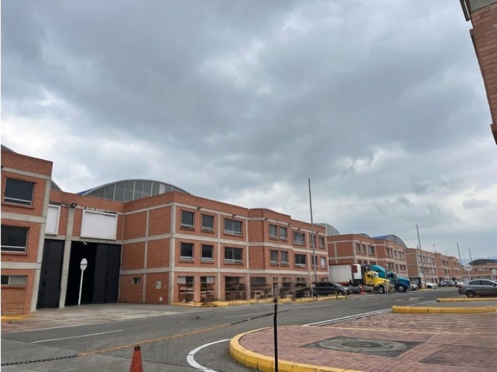 BODEGA 1.750 M2 TOCANCIPA PARQUE INDUSTRIAL - 3