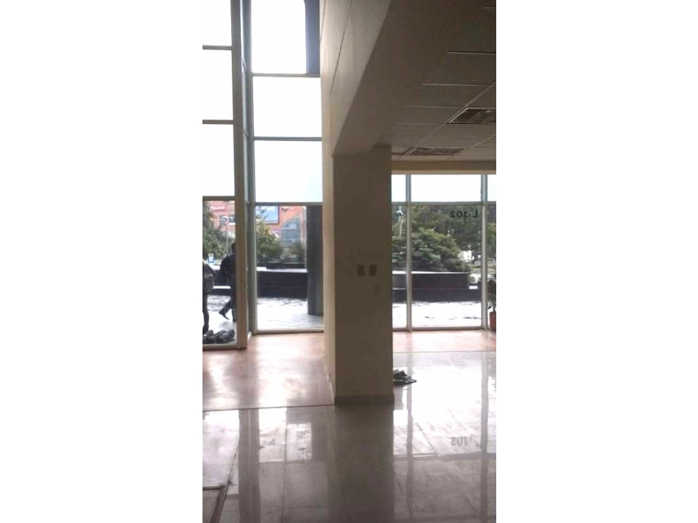 LOCAL COMERCIAL CENTRO EMPRESARIAL SANTA BARBARA CALLE 113 CON 7 — foto 5