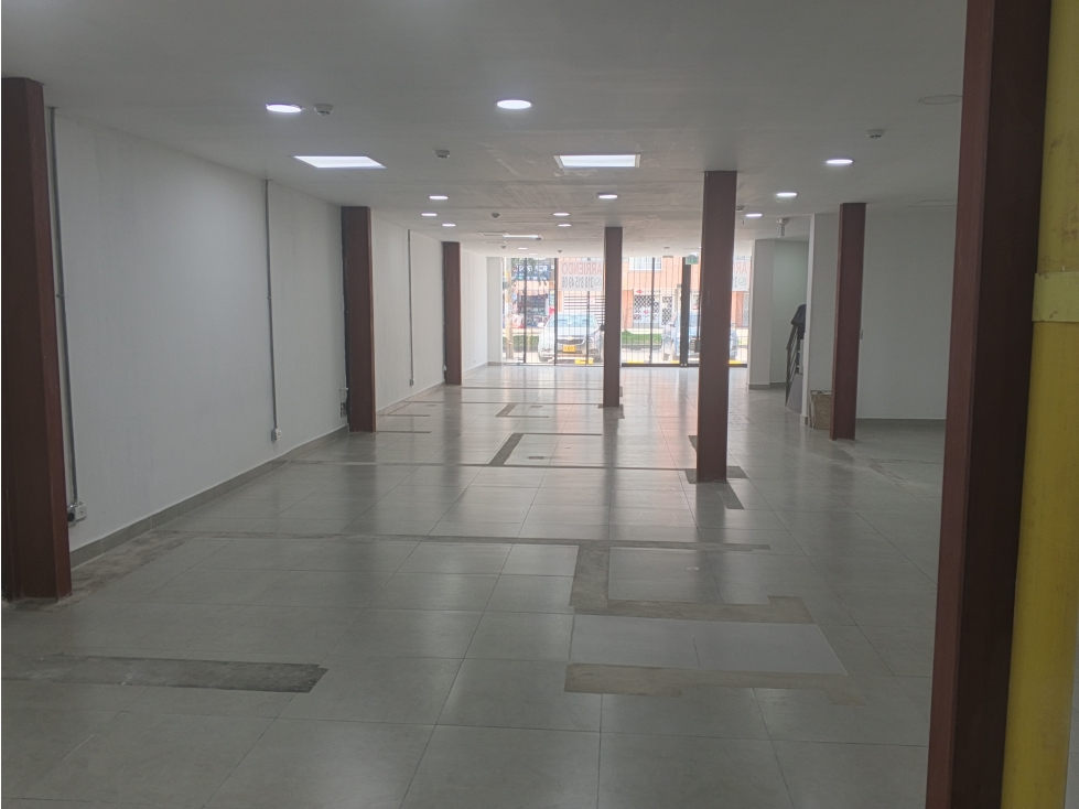 LOCAL COMERCIAL TOBERIN CALLE 161 CON 19 480 M2 $21.000.000 + IVA — foto 3