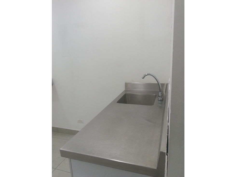 LOCAL COMERCIAL TOBERIN CALLE 161 CON 19 480 M2 $21.000.000 + IVA — foto 6