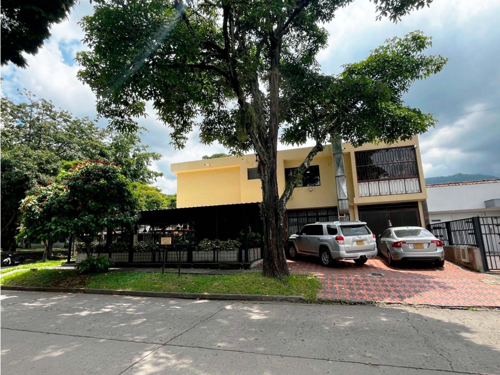 VENDO CASA COMERCIAL EN LA FLORA — foto 3