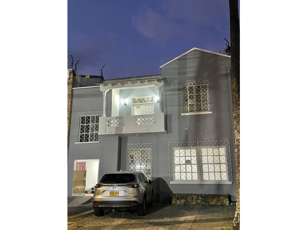 CASA COMERCIAL VERSALLES