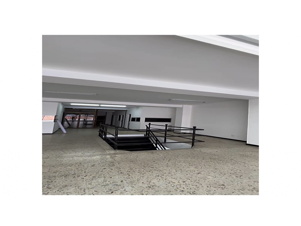 ALQUILO EDIFICIO - 3