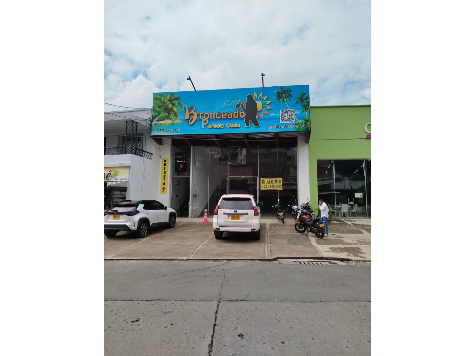 ALQUILO LOCAL GRANADA CALI