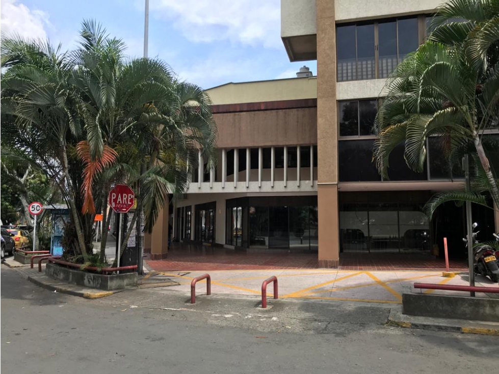 VENDE-ALQUILA LOCAL ESQUINERO SAN VICENTE — foto 3