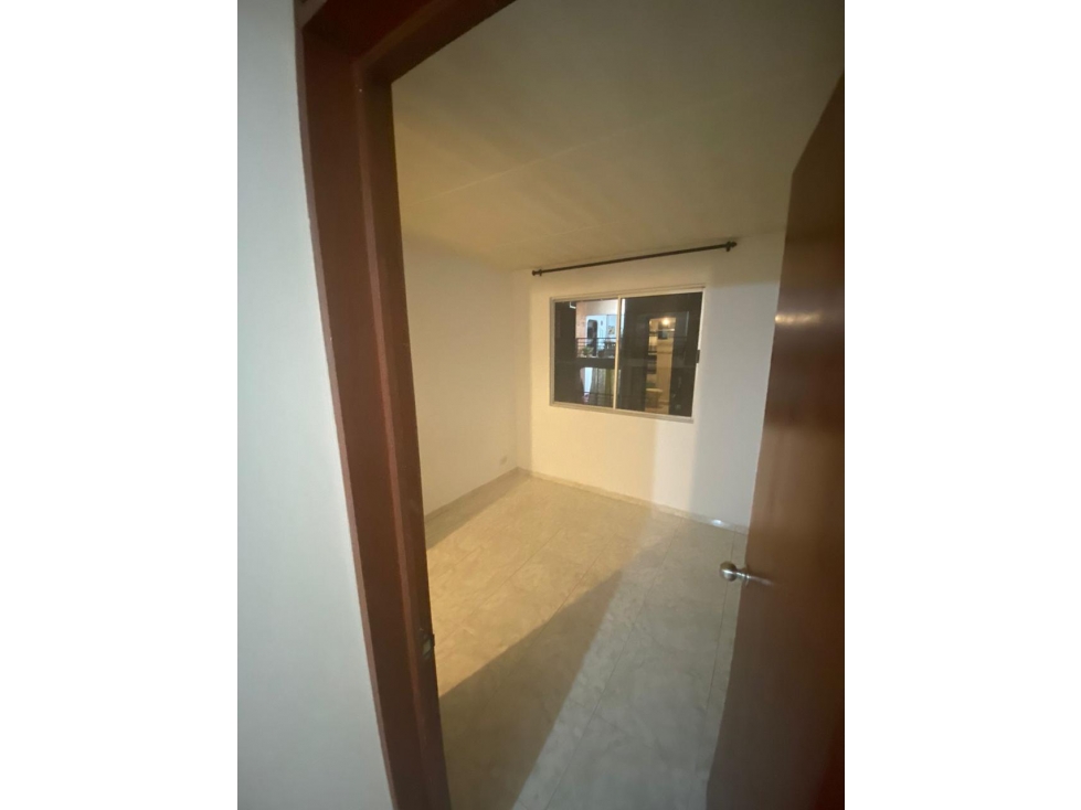 APARTAMENTO EN VENTA PRIMERO DE MAYO — foto 4