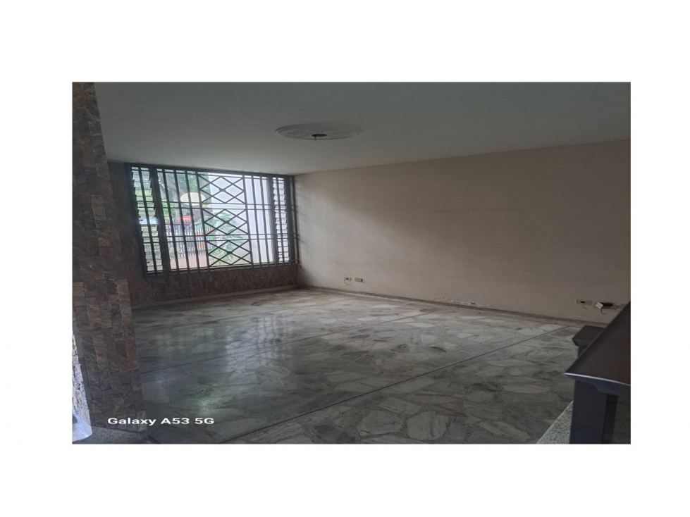 CASA COMERCIAL PARQUE DEL PERRO - 4