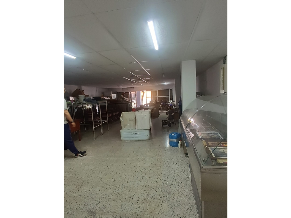 ALQUILO LOCAL SAN VICENTE — foto 3