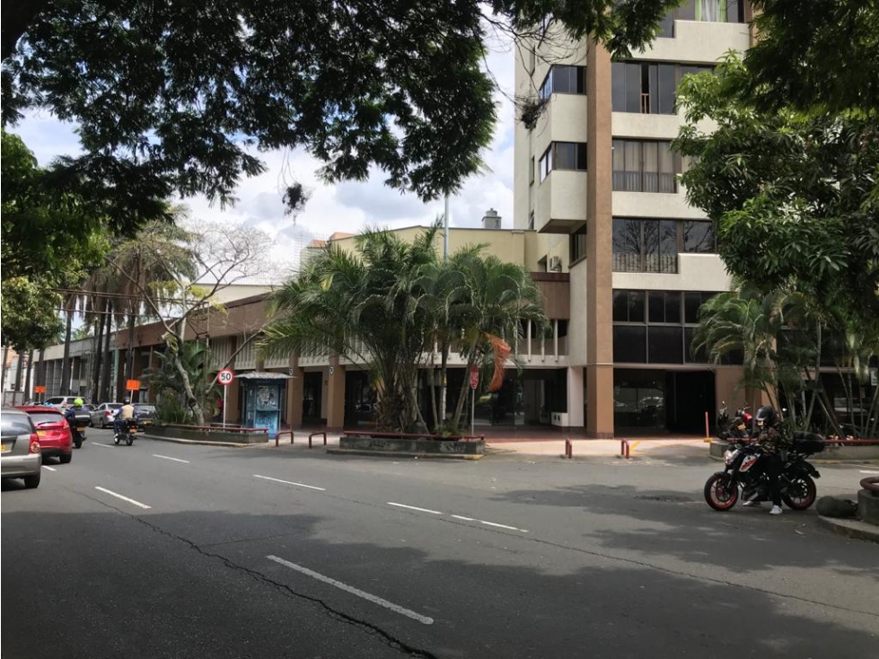 VENDE-ALQUILA LOCAL ESQUINERO SAN VICENTE — foto 4