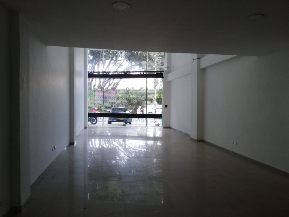 ALQUILO LOCAL EL LIMONAR CALI — foto 3