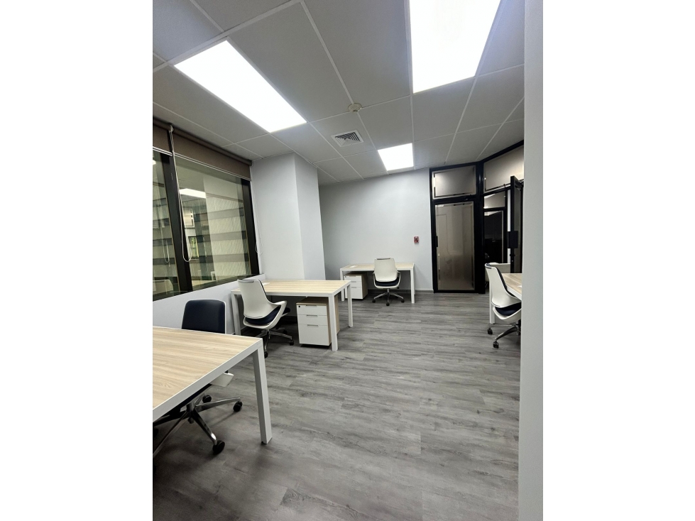 ALQUILER OFICINA AMOBLADO 189mt2 TORRE CREDICORP BANK CALLE 50 PT — foto 3