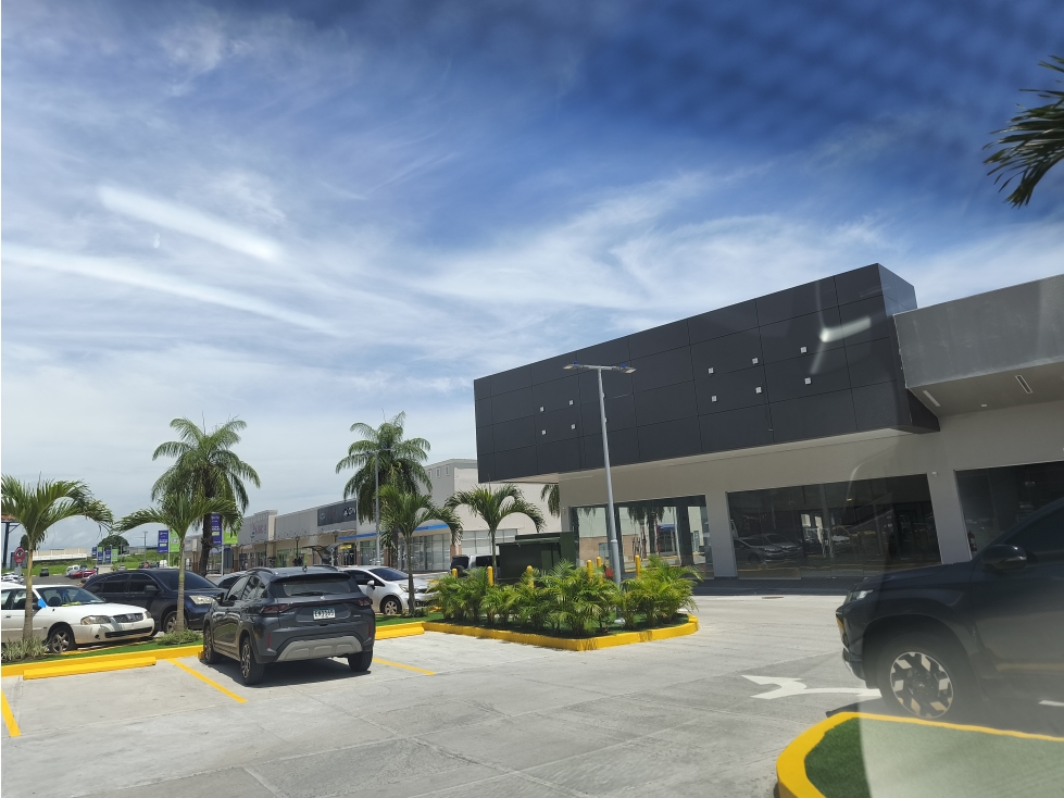 LOCAL COMERCIAL CITY PLAZA EL CRISOL PLANTA BAJA PT