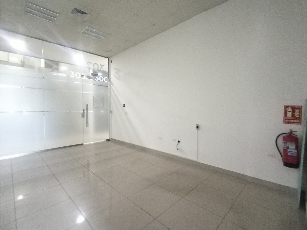 ALQUILER OFICINA AVENIDA BALBOA CP — foto 6