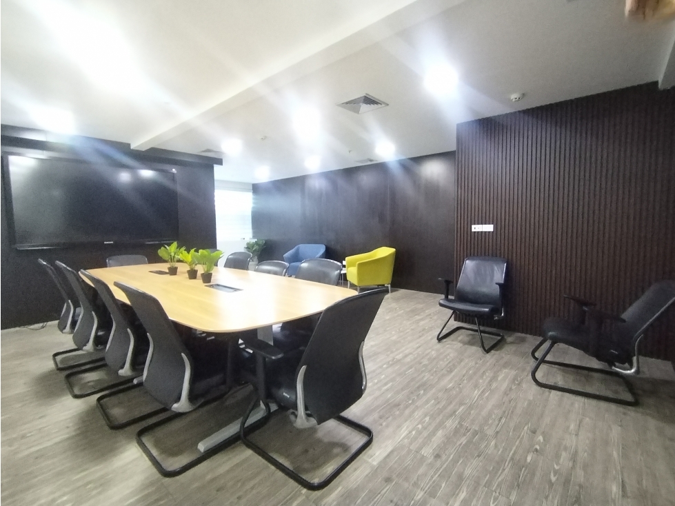 ALQUILER OFICINA AVENIDA BALBOA CP — foto 4