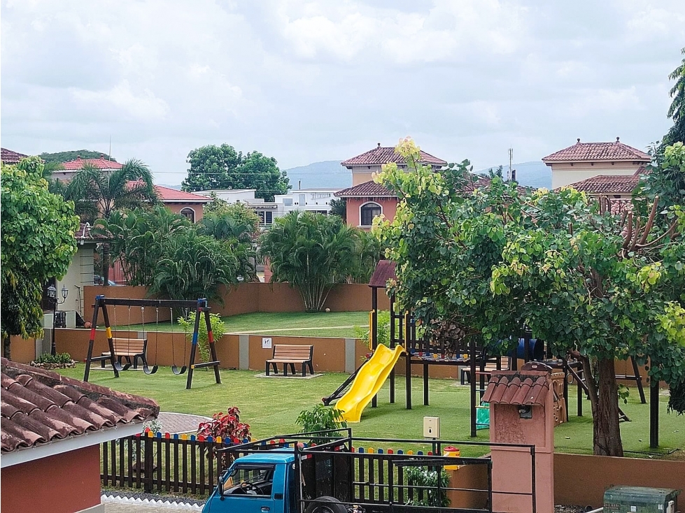 EN VENTA CASA EN EL DORAL COSTA SUR CP — foto 2