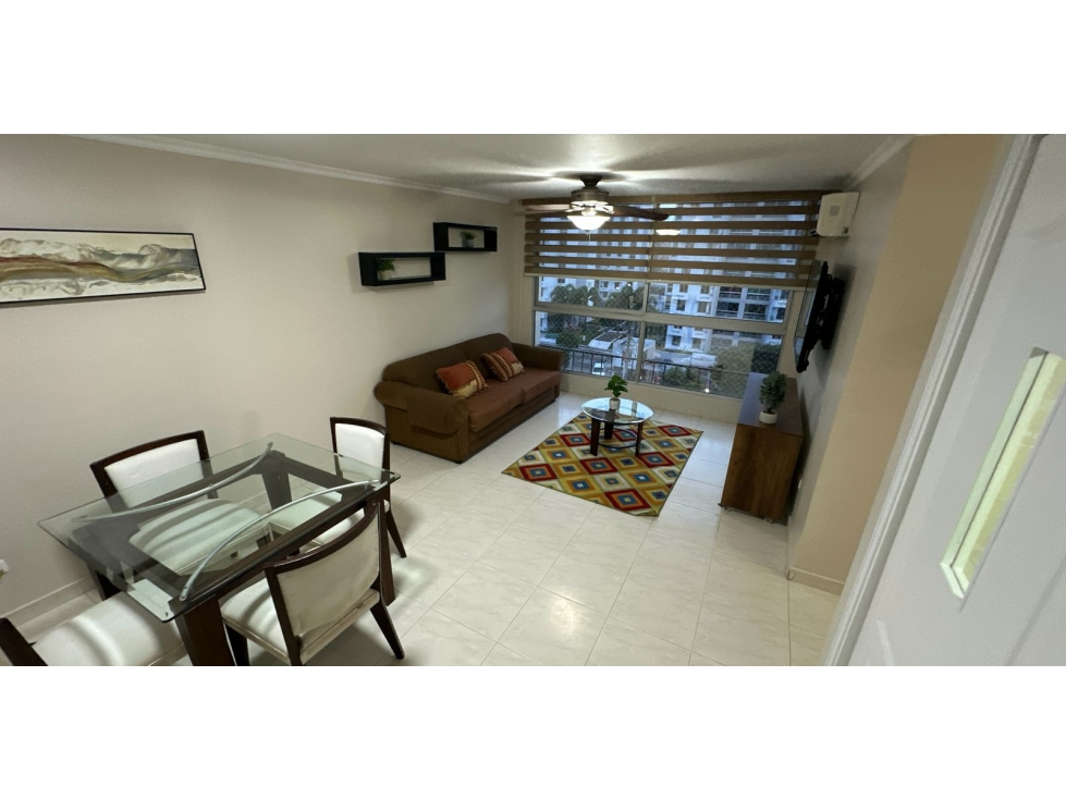 ALQUILER APARTAMENTO AMOBLADO EN PH MAC GREGOR HILLS