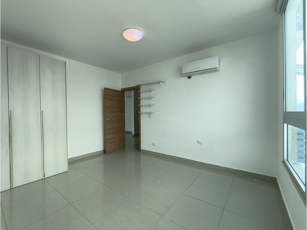 ALQUILER DE APARTAMENTO EN EL CARMEN BELLA VISTA PANAMÁ — foto 4