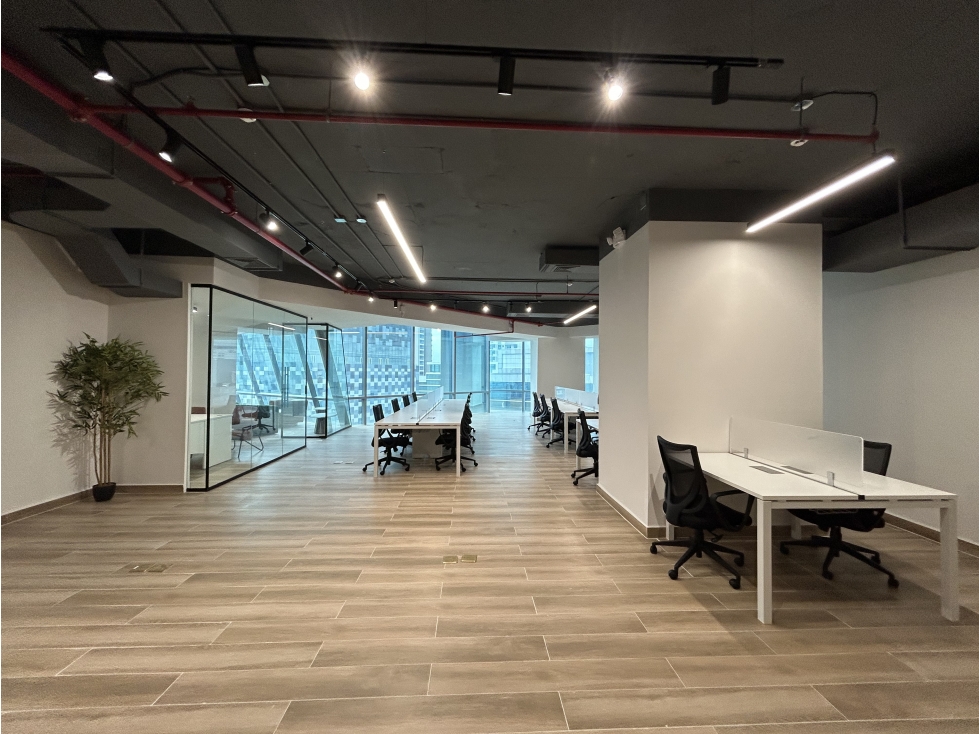 Costa del Este Oficina Amoblada Venta Alquiler en Financial Park PT