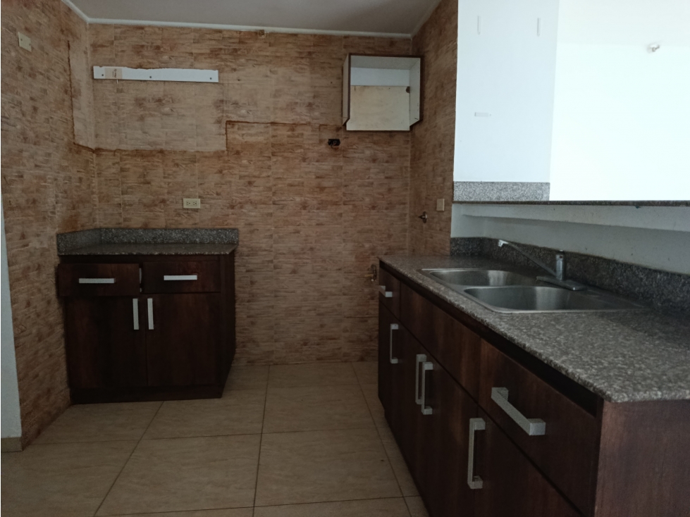 VENTA APARTAMENTO CONDADO DEL REY P.H. CIUDAD DE PANAMÁ CP — foto 3
