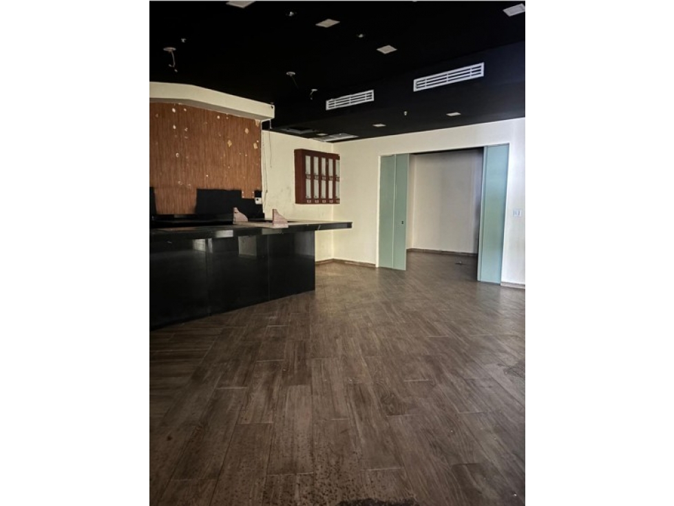ALQUILER LOCAL COMERCIAL PLANTA BAJA COSTA DEL ESTE CP — foto 4