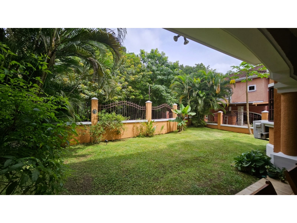 SE ALQUILA CASA CON JARDIN EN CLAYTON VILLAGE MB — foto 2