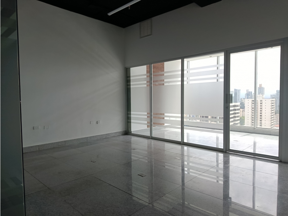 ALQUILER OFICINA 106mt2 TORRE PDC OBARRIO CIUDAD DE PANAMA — foto 4