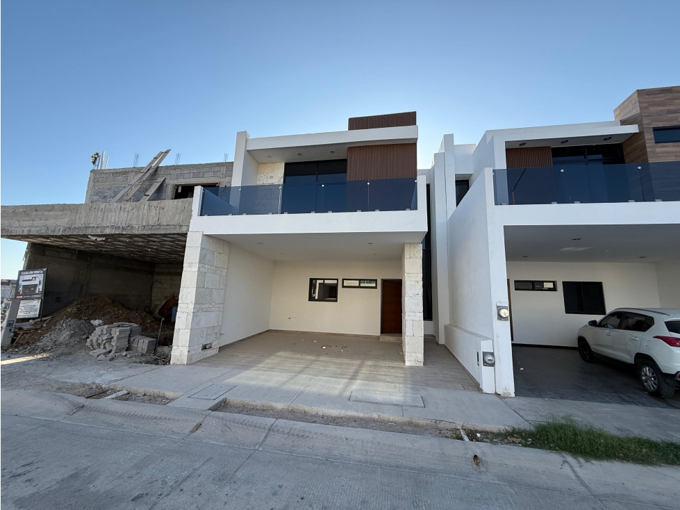 Casa en venta en Versalles Resdiencial, Mazatlán