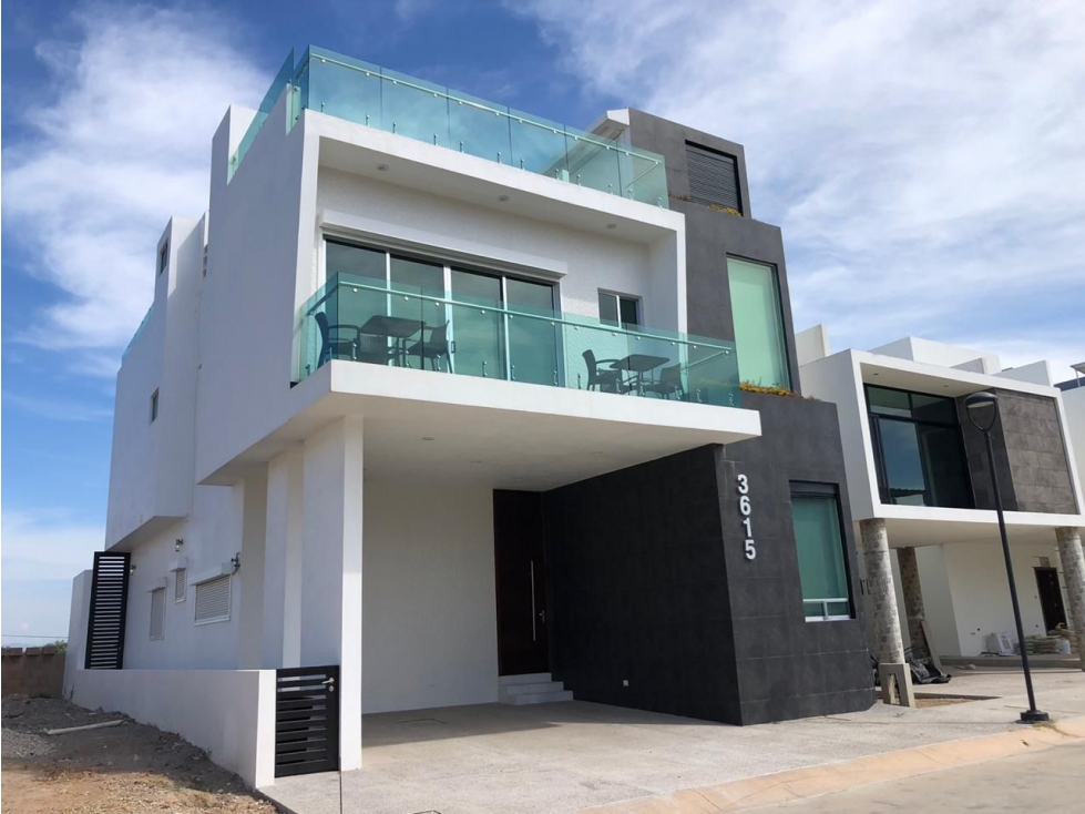 Casa en renta en Fraccionamiento Playa Brujas, Mazatlán